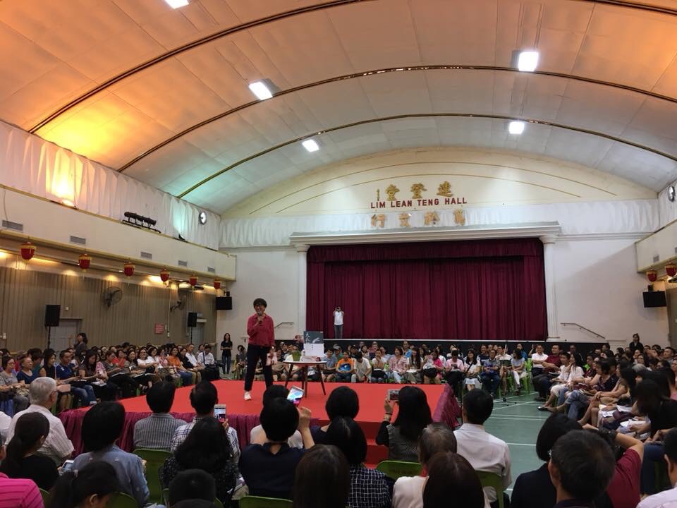 〈龍應台的魅力〉原文照片（第1張）；隨2018.06.17文章收錄